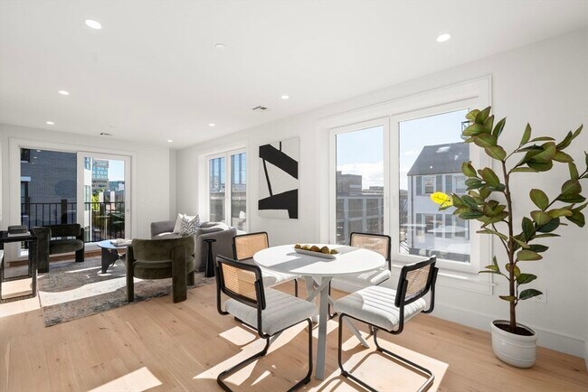 Photo - 90 A St Unidad 3