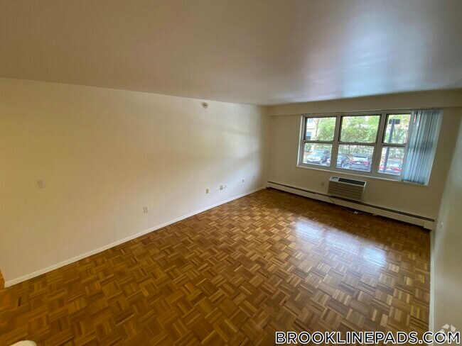 Building Photo - 185 Freeman St Unit 246 Rental