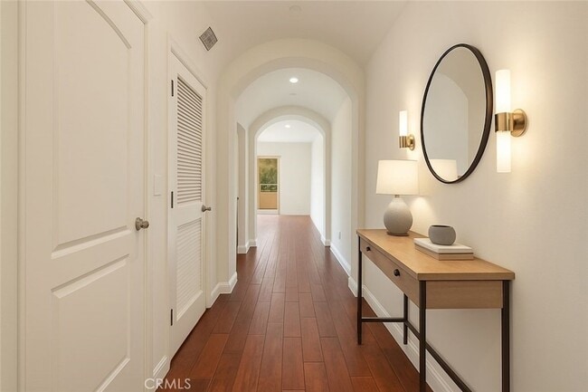 Photo - 1835 S Barrington Ave Unit 202