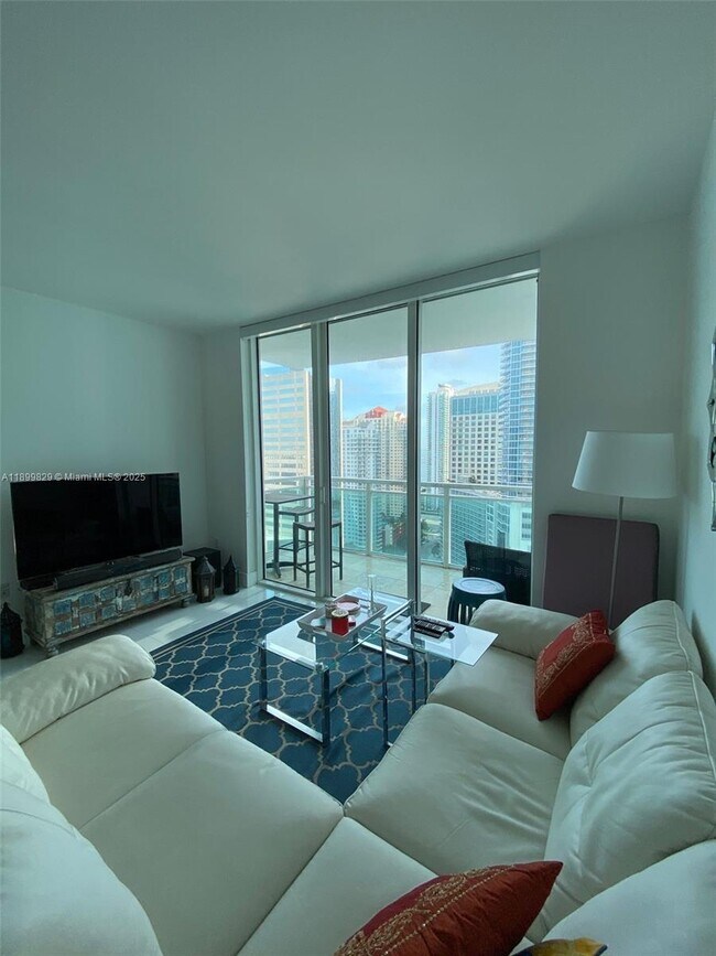 Photo - 950 Brickell Bay Dr Unit 2707
