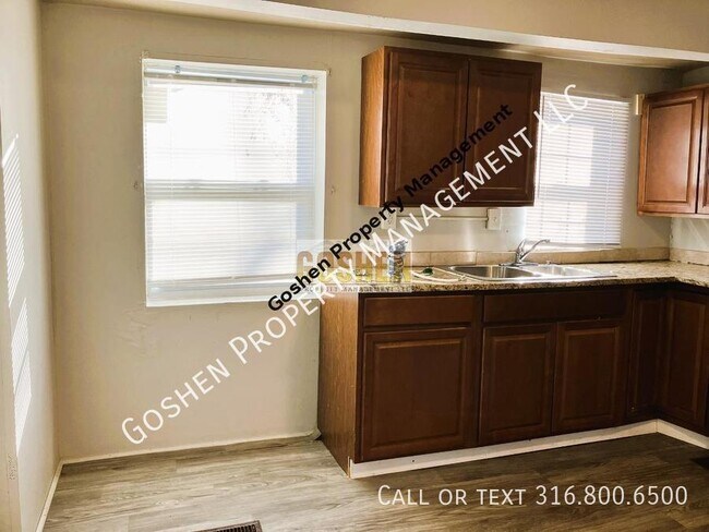 Photo - 3 Bedroom 1 Bath located Northeast Wichita...