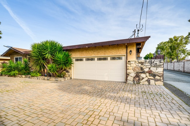 Building Photo - 119 San Jose St