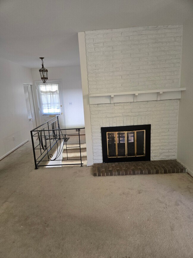 Photo - 1112 Dunoon Rd