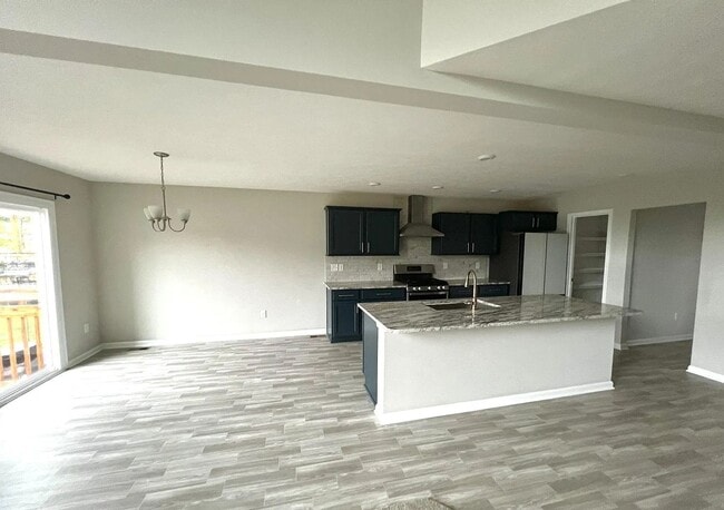 Photo - 1920 Poloview Pl