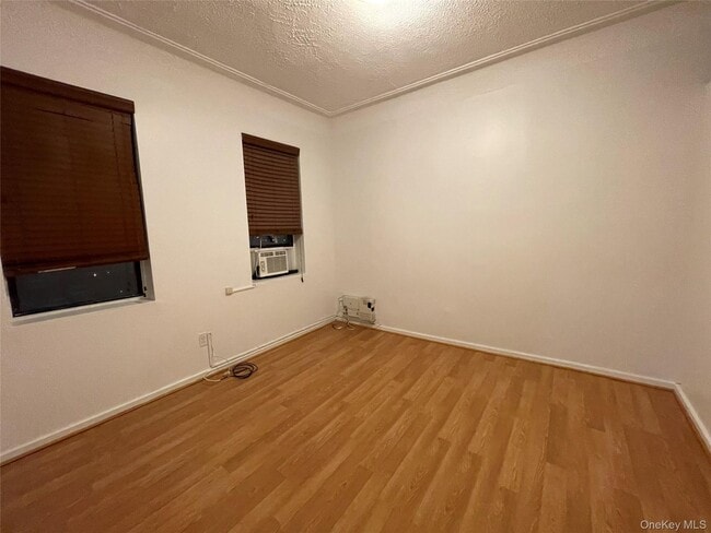 Photo - 90 Main St Unidad 3R