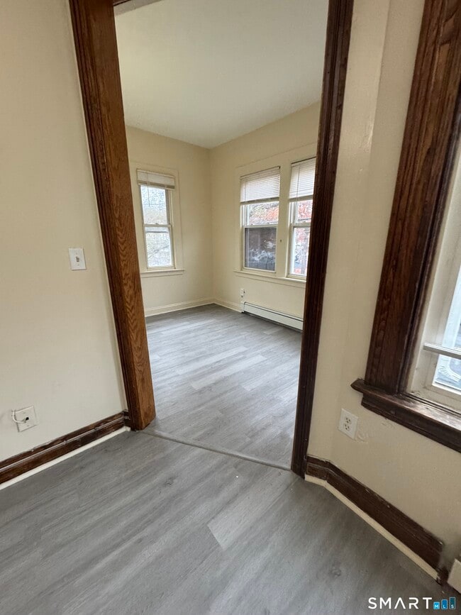 Photo - 304 Shelton Ave