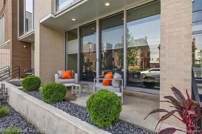 Photo - 284 Alfred St