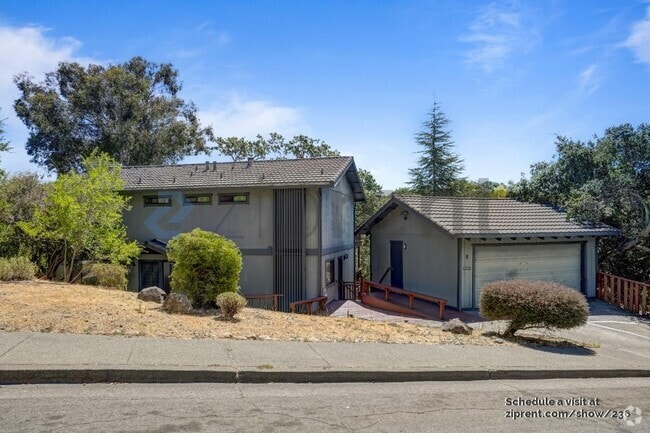 Building Photo - 8 Balra Dr Rental
