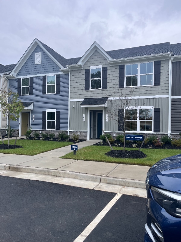 Photo - 509 Porter Cir Unit B