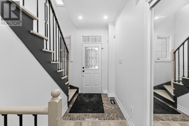 Photo - 180 Blue Willow Dr