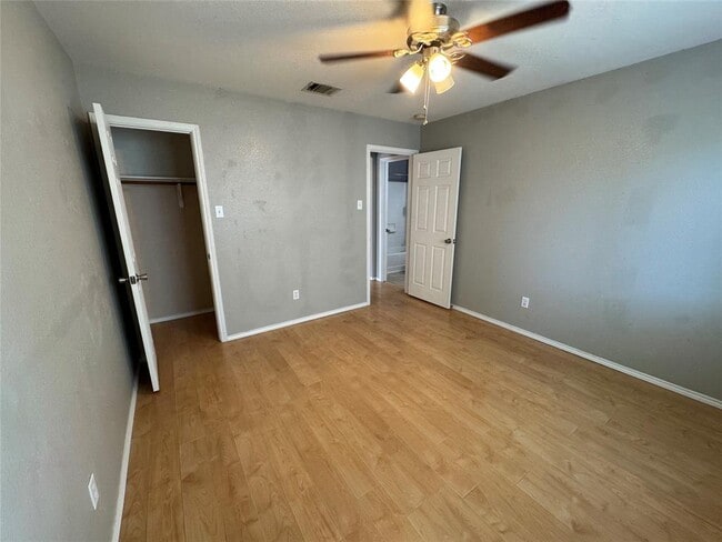 Photo - 115 Steven St