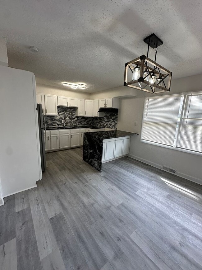 Photo - 4 bedroom 1 bath