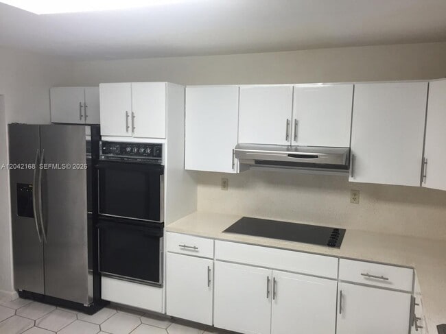 Photo - 1617 NE 177th St