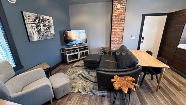 Photo - 34 York St Unit 4