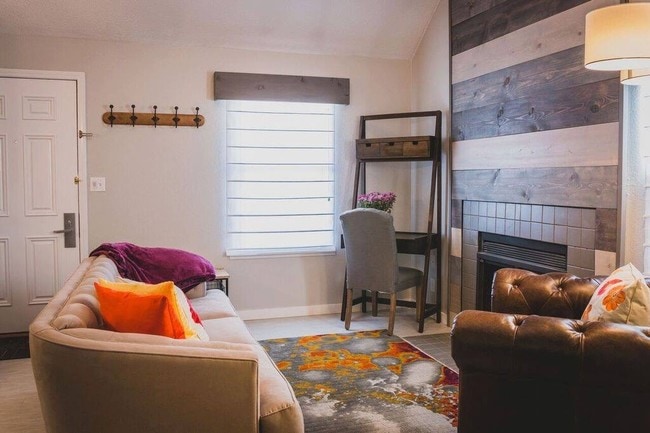 Waterfront Apartments (TCT 1600, LLC)