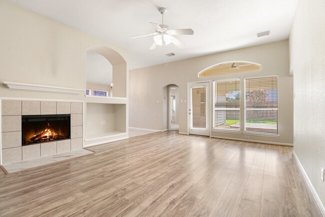 Photo - 14615 Rochelle Ct