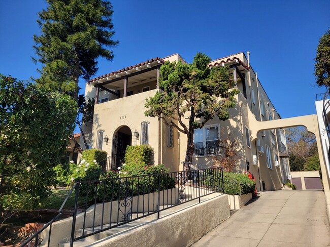 Exterior of Building - 1112 Maple St Apartments Unit C