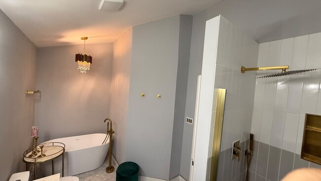 Photo - 6105 Old Corral St