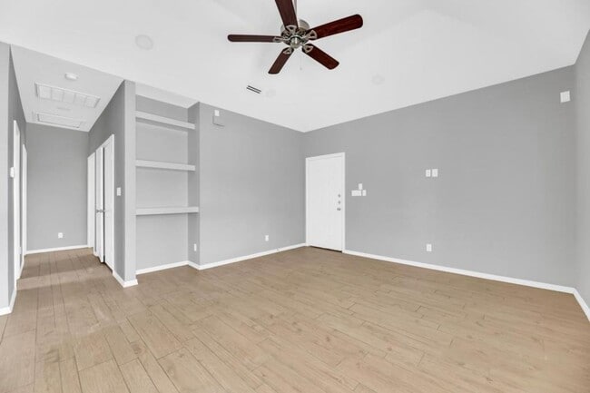 Photo - 2704 E Eisenhower Ave Unit 2704#3