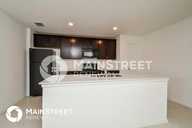 Photo - 122 Lemongrass Dr