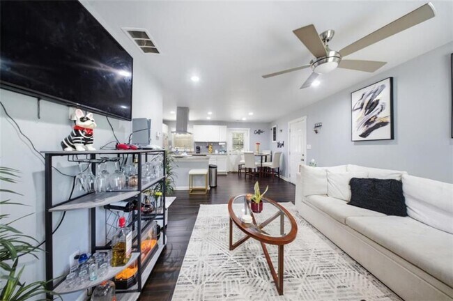 371 Santa Lucia Terrace NW