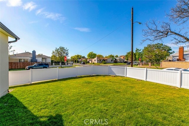 Photo - 12340 Lull St