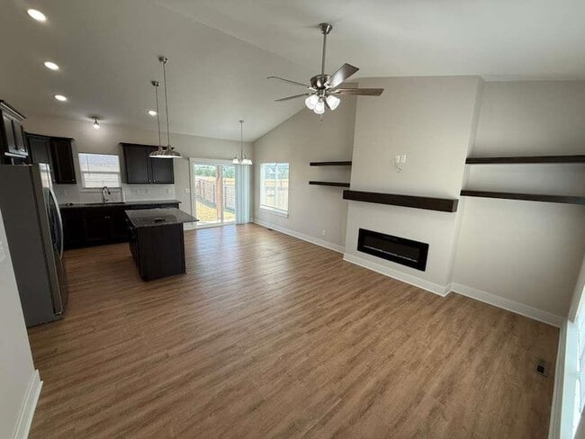 5138 N Toben Dr