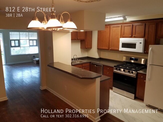 Photo - 812 E 28th St