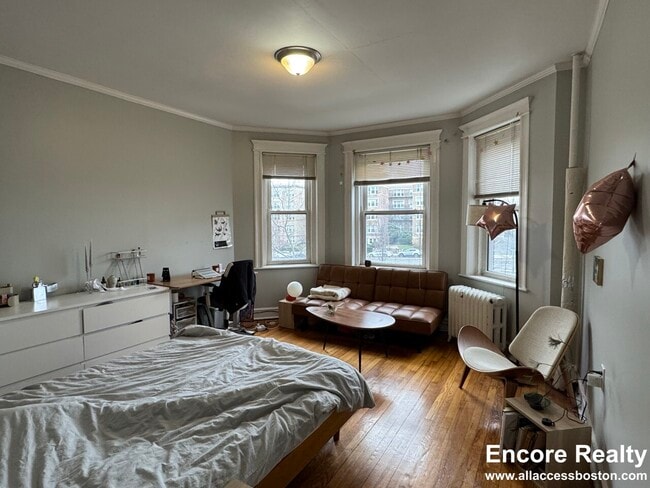 Photo - 1637 Commonwealth Ave