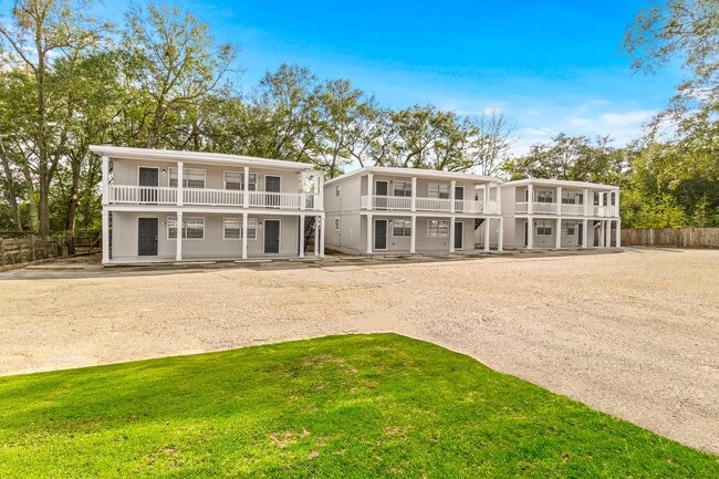 Photo - 6631 Magnolia St