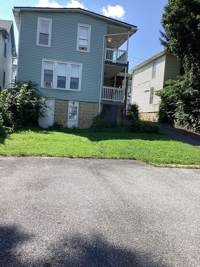 Photo - 319 Fairview Ave Unit Apt.2