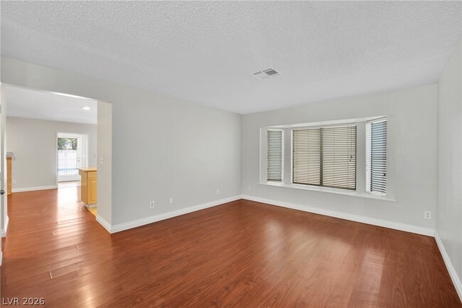 Photo - 8136 Spur Ct