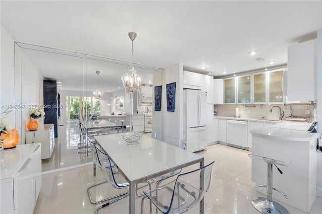 Photo - 6261 Bay Club Dr Unit 2