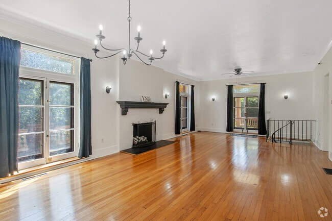 Building Photo - 157 Dewitt St Unit 2 Rental