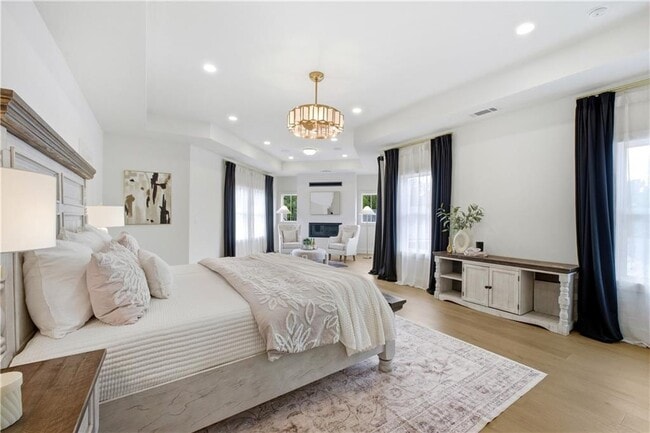 Photo - 4510 Hawthorn Cir