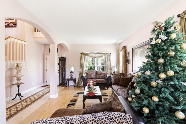 Photo - 824 Lake Biscayne Way