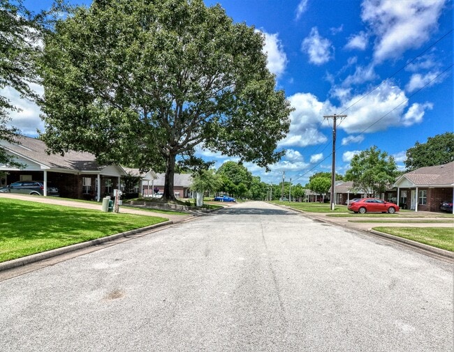Legends of Lindale Apartments Lindale, TX