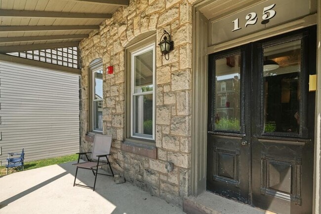 Photo - 125 Sumac St