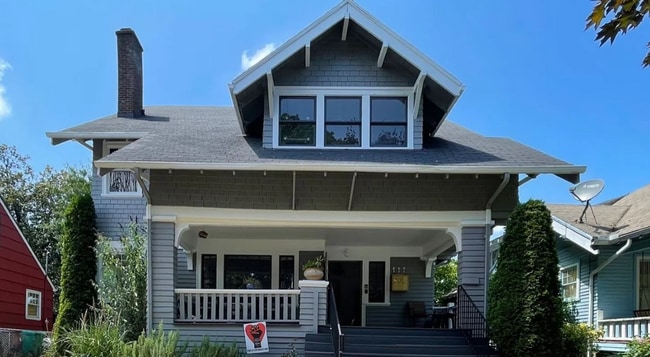 Building Photo - O5245 Unit 3 Rental