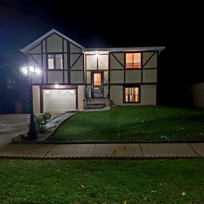 Photo - 6407 Carpenter Ave