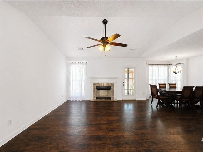 245 Crofton Ridge