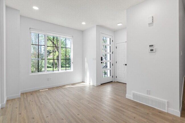 Photo - 8554-8583 83 Ave NW Unit MAIN 8554