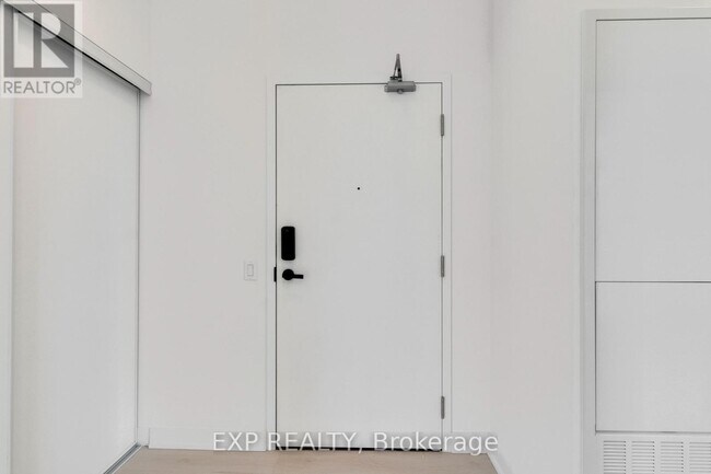 Photo - 3900 Confederation Pkwy Unit 313