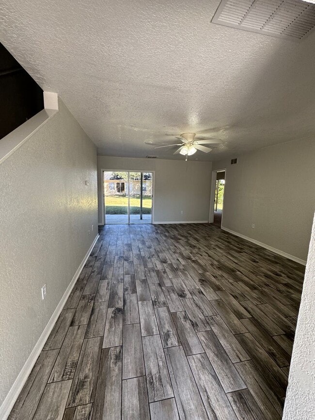 Photo - Spacious Poinciana Townhome