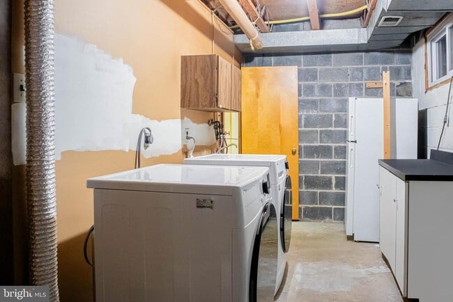 Photo - 906 Locust St