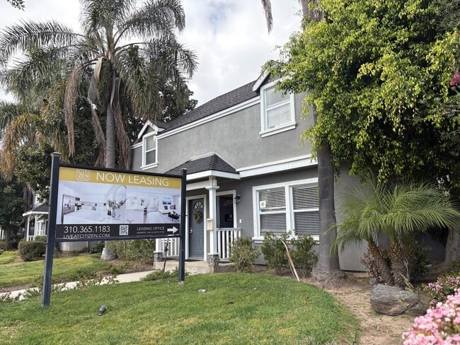 Photo - CitiZen South Bay on West 235th St.