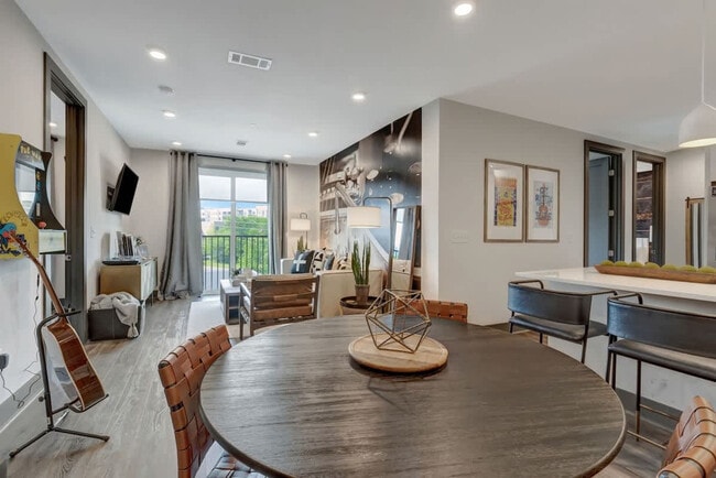 Photo - 65 Lindsley Ave Unidad ID1051666P