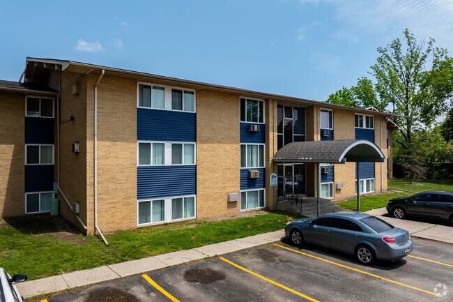 The Poplars Apartments