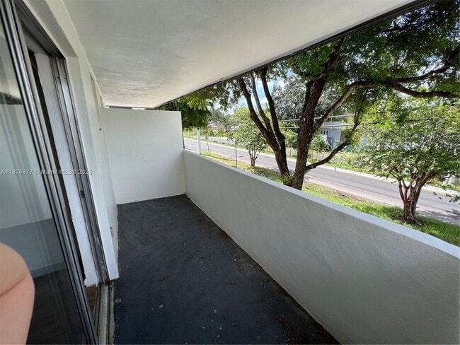 Photo - 465 S Royal Poinciana Blvd Unit 1B