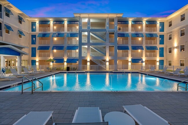 Photo - MainSail Apartments Marco Shores